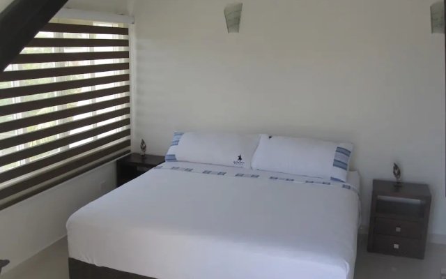 Lili House