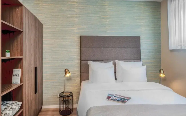 VN17 Rooftop Suites by Adrez Living