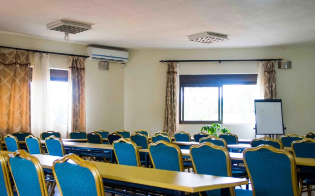 The Dove's Nest Hotel