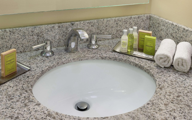 Doubletree by Hilton Cape Cod - Hyannis
