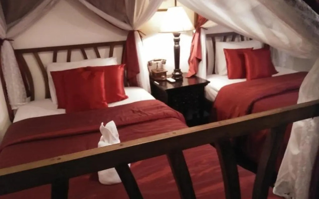 Tri Yaan Na Ros Colonial House