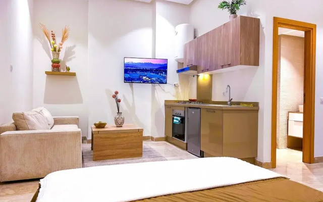 Cozy Luxurious Bourgogne Studio