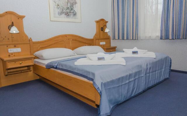 Отель Aquamarina Hotel Венгрия, Будапешт - 2 отзыва об отеле, цены и фото номеров - забронировать отель Aquamarina Hotel онлайн комната для гостей
