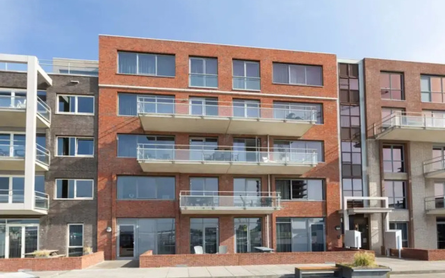Luxury 3 Room Apartment in Scheveningen