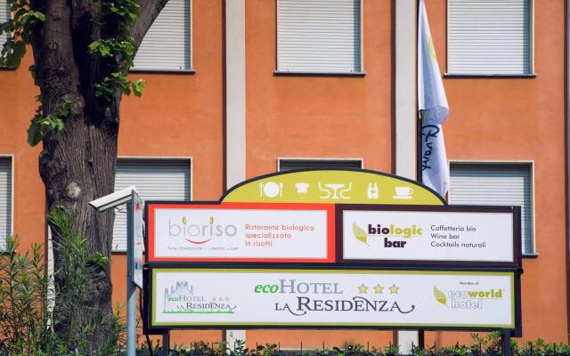 Eco-Hotel La Residenza Милан вид на фасад