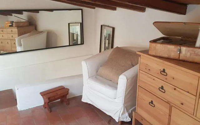 House on the Hills, 10 minutes from city center