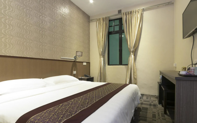 The Noble Hotel