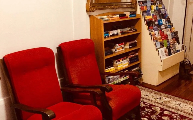 Albatross Inn Bed and Breakfast