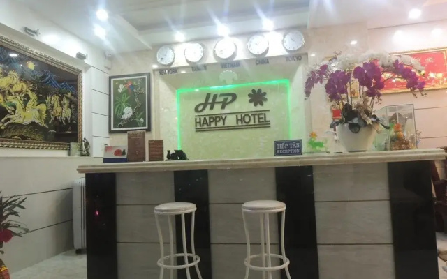 Happy Hotel