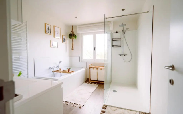Beautiful House with Hottub Near Sea And Bruges