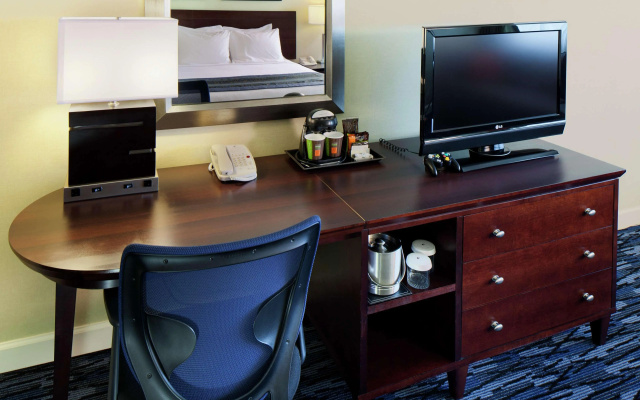 DoubleTree by Hilton Norwalk