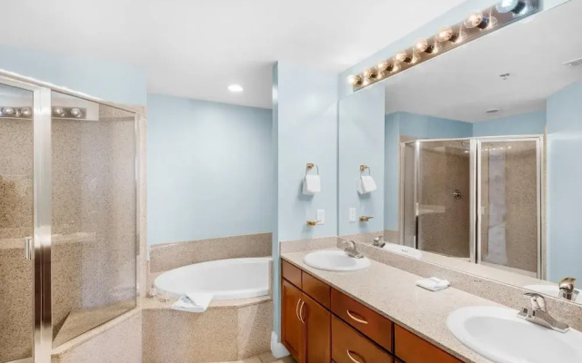 Laketown Wharf 838