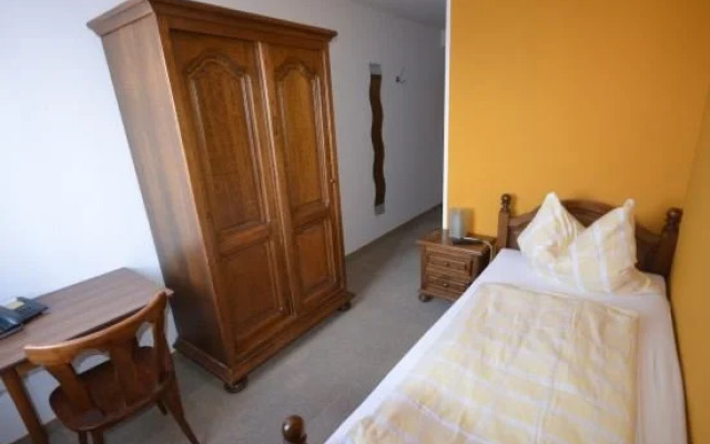 Schaefer - Guest House