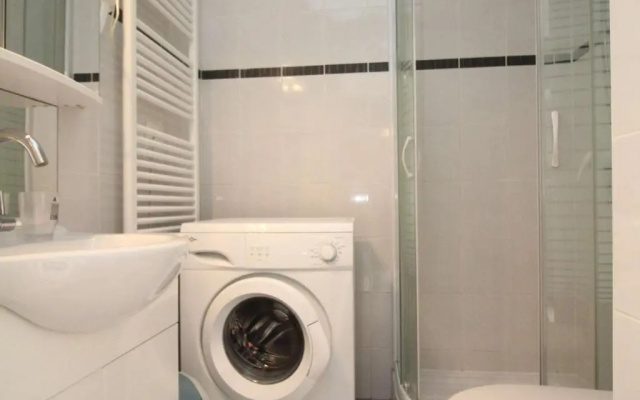 Appartement Balaruc-les-Bains, 1 pièce, 2 personnes - FR-1-553-35