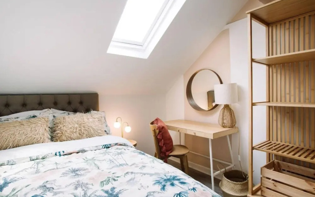 Luxury Designer 4-bed Home in the Heart of Belfast