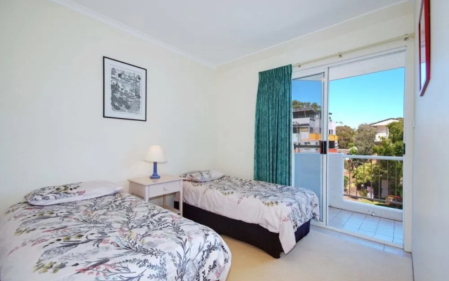 Albacore, Unit 6, 12 Ondine Close