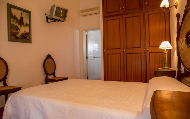 E - Countryside Guesthouse Bedroom nº 3