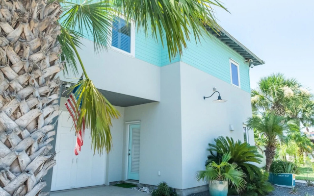 The Hideaway 4 Bedroom Condo