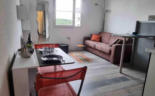 La Plage Superbe Studio Refait a Neuf (Adults Only)