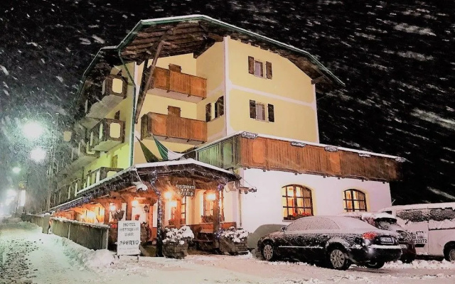 Hotel Tosa
