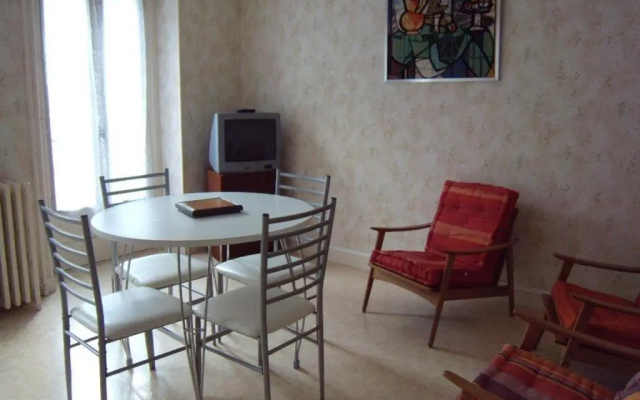 Appartement Cauterets, 3 pièces, 4 personnes - FR-1-234-132