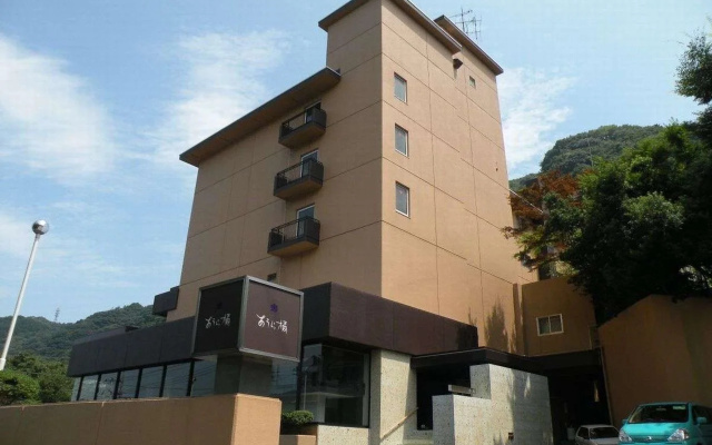 hotelImage