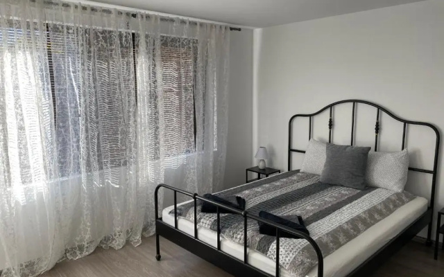 Guest House KN Malusha