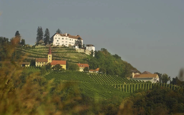 Schloss Kapfenstein