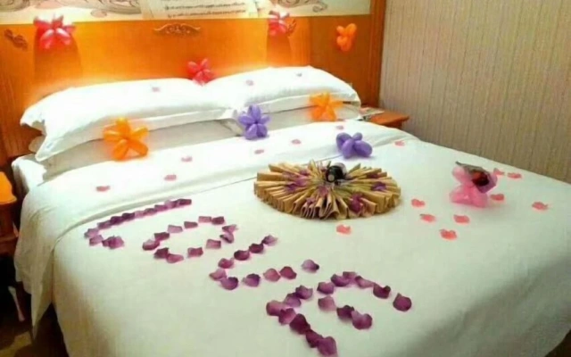 Vienna Hotel Yulin Jincheng Zhenlin Branch