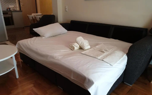 Kalamata.House - Sunny and modern apartment with view!