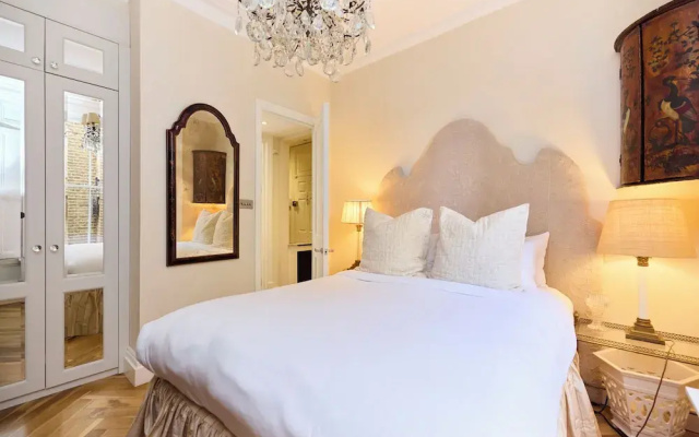 The Kensington Designer's Retreat -1bdr Flat