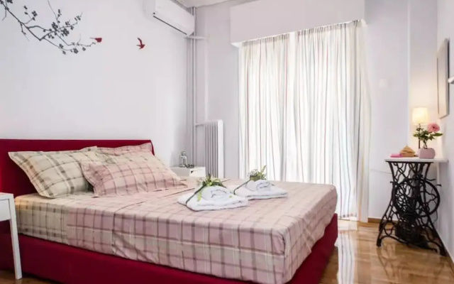 Perfect spot, elegant and bright