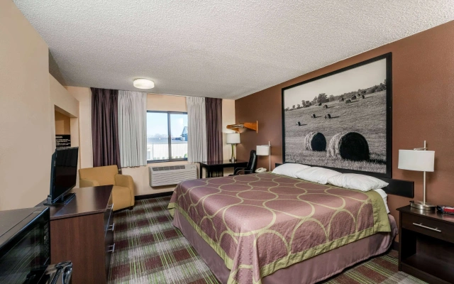 Super 8 by Wyndham Campbellsville KY