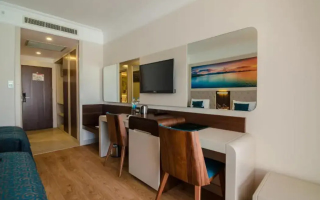 The Lumos Deluxe Resort Hotel - All Inclusive