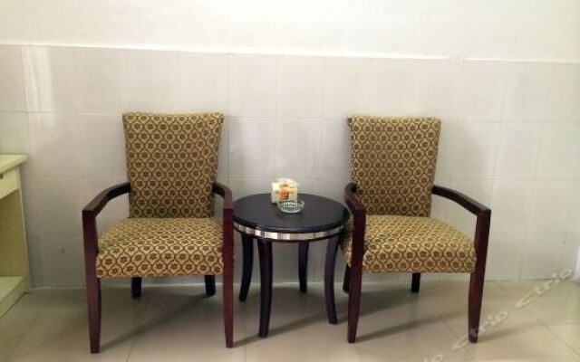 Отель Yuancun Inn комната для гостей