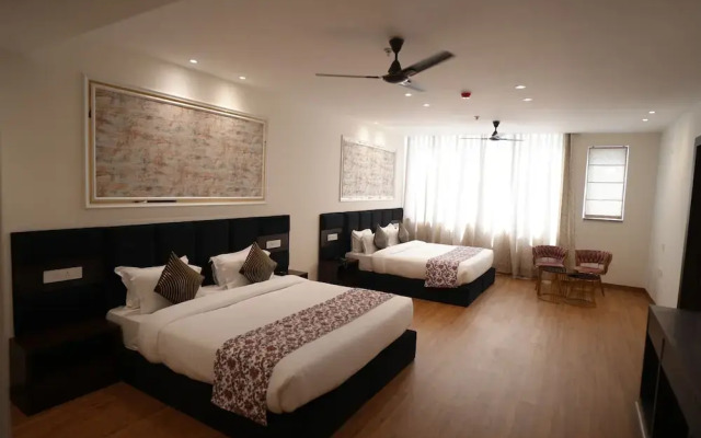 ACR Luxury Hotel