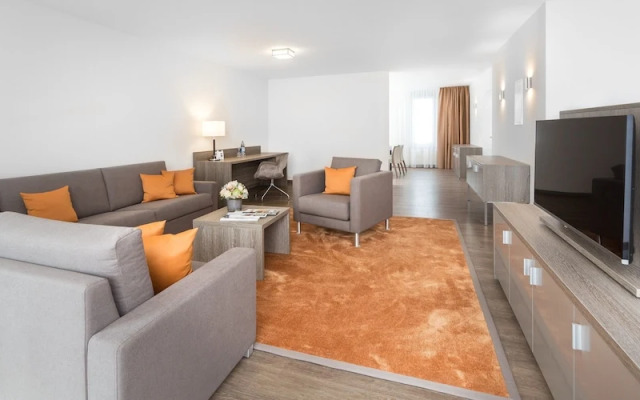 HerzogsPark Studios & Apartments