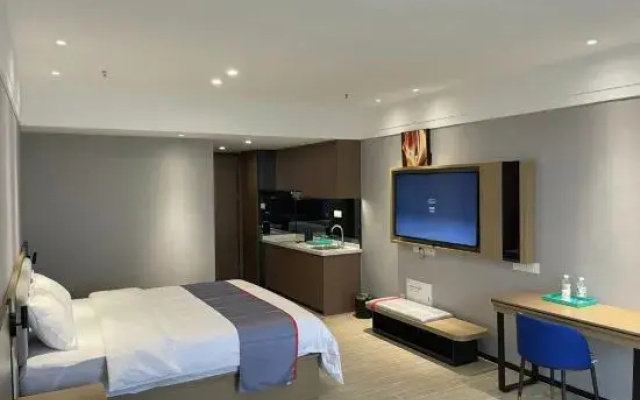 Shiman Apartment (Shenshan Cooperation Zone Huihuang No.1)