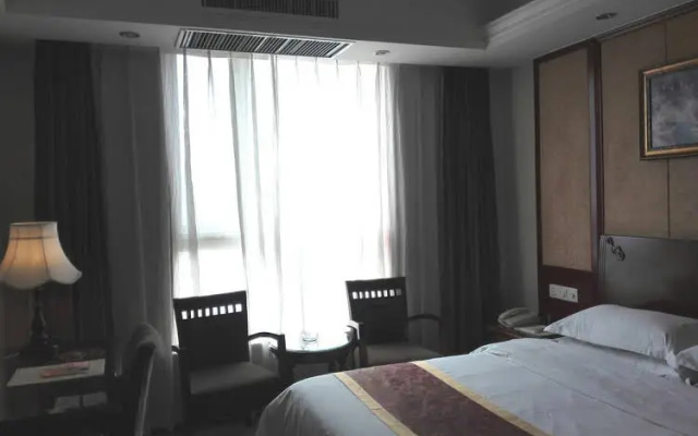 Vienna Hotel Nanyang Ren Min Road Branch