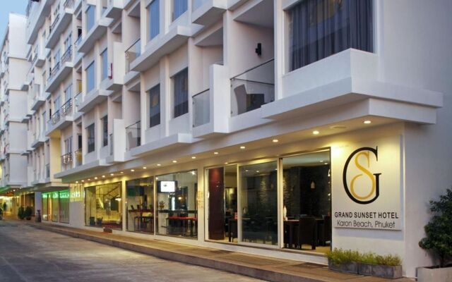 Grand Sunset Hotel вид на фасад