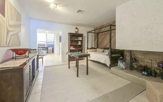 Salty Bungalow Azul