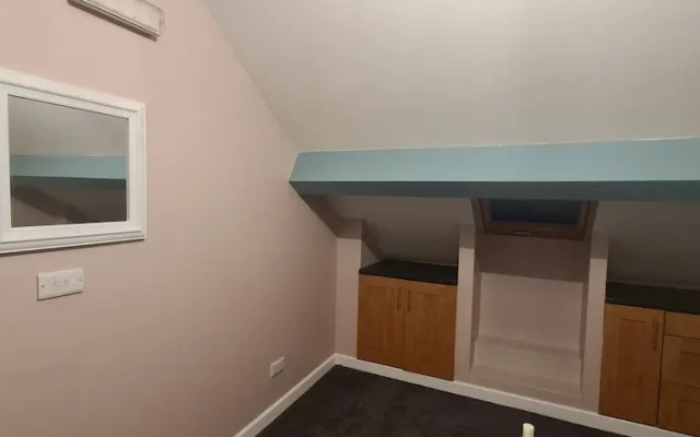 Charming 1-bed Apartment in Barnsley
