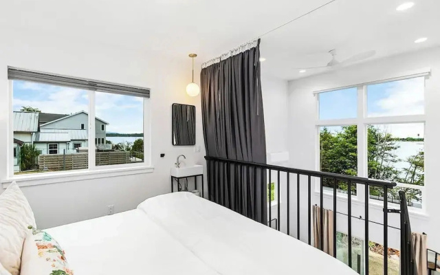 Covelet Hideaway