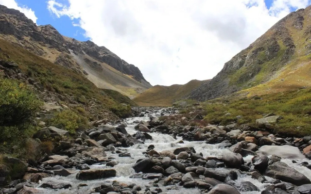 Samaa Resorts Chitkul Heights Sangla