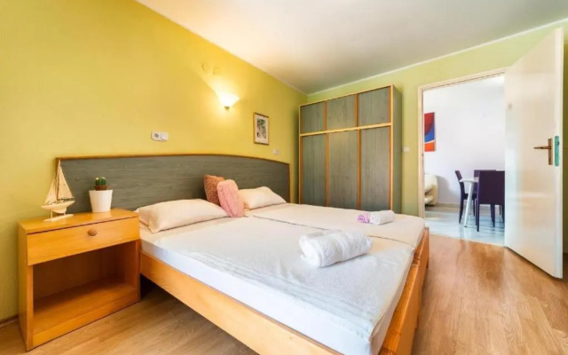 Apartments with WiFi Vodice - 18832