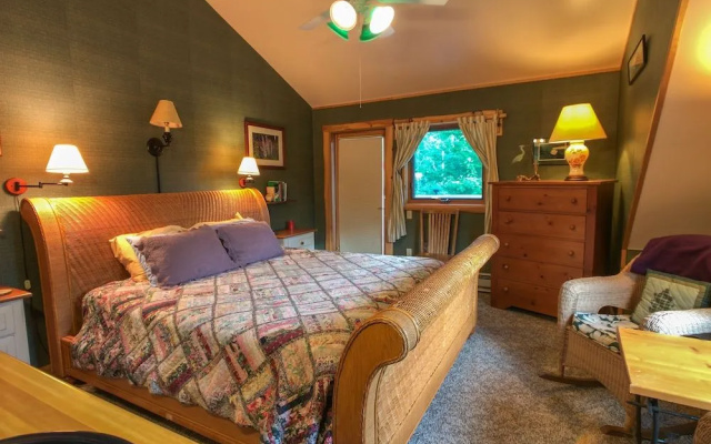 Blue Heron Bed and Breakfast