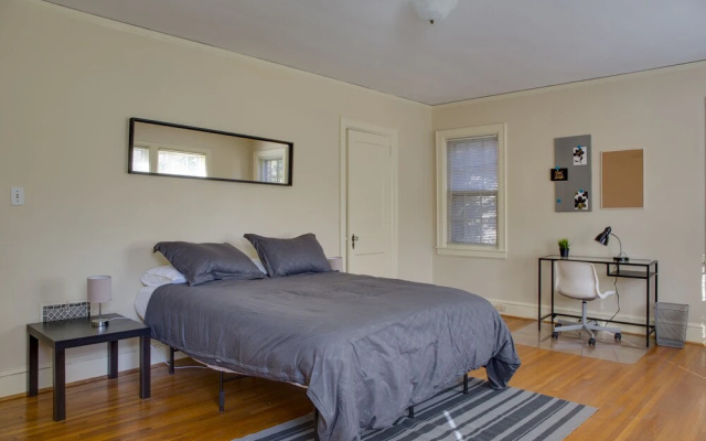 Charming Rustic Dilworth Duplex