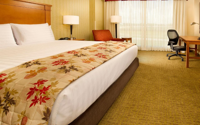 Drury Inn & Suites near Universal Orlando Resort