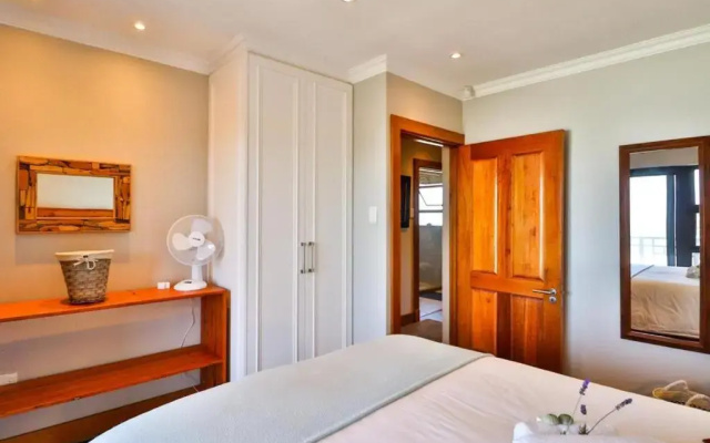 Sea Cliff Condo