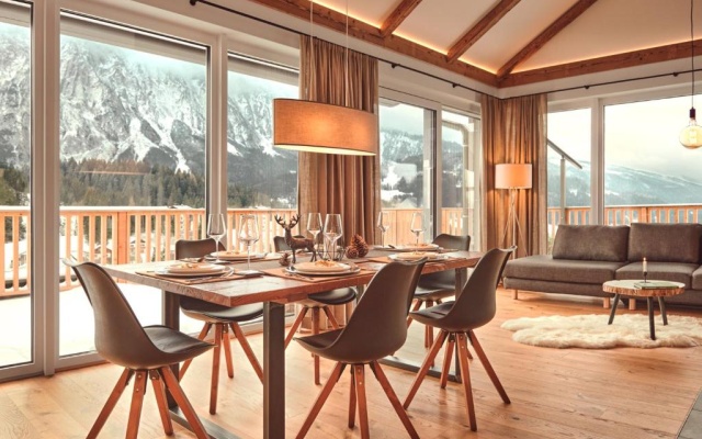 Die Tauplitz Lodges - Penthouse Grimming D7-1 by AA Holiday Homes